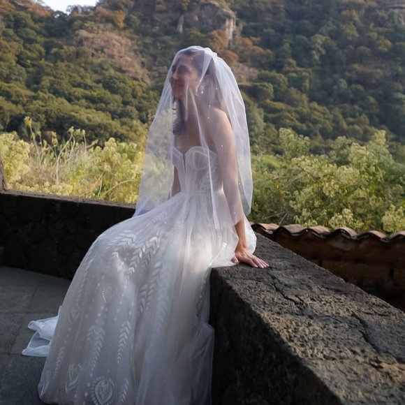 Rish Bridal Aspen Wedding Gown - Picture 4 of 9